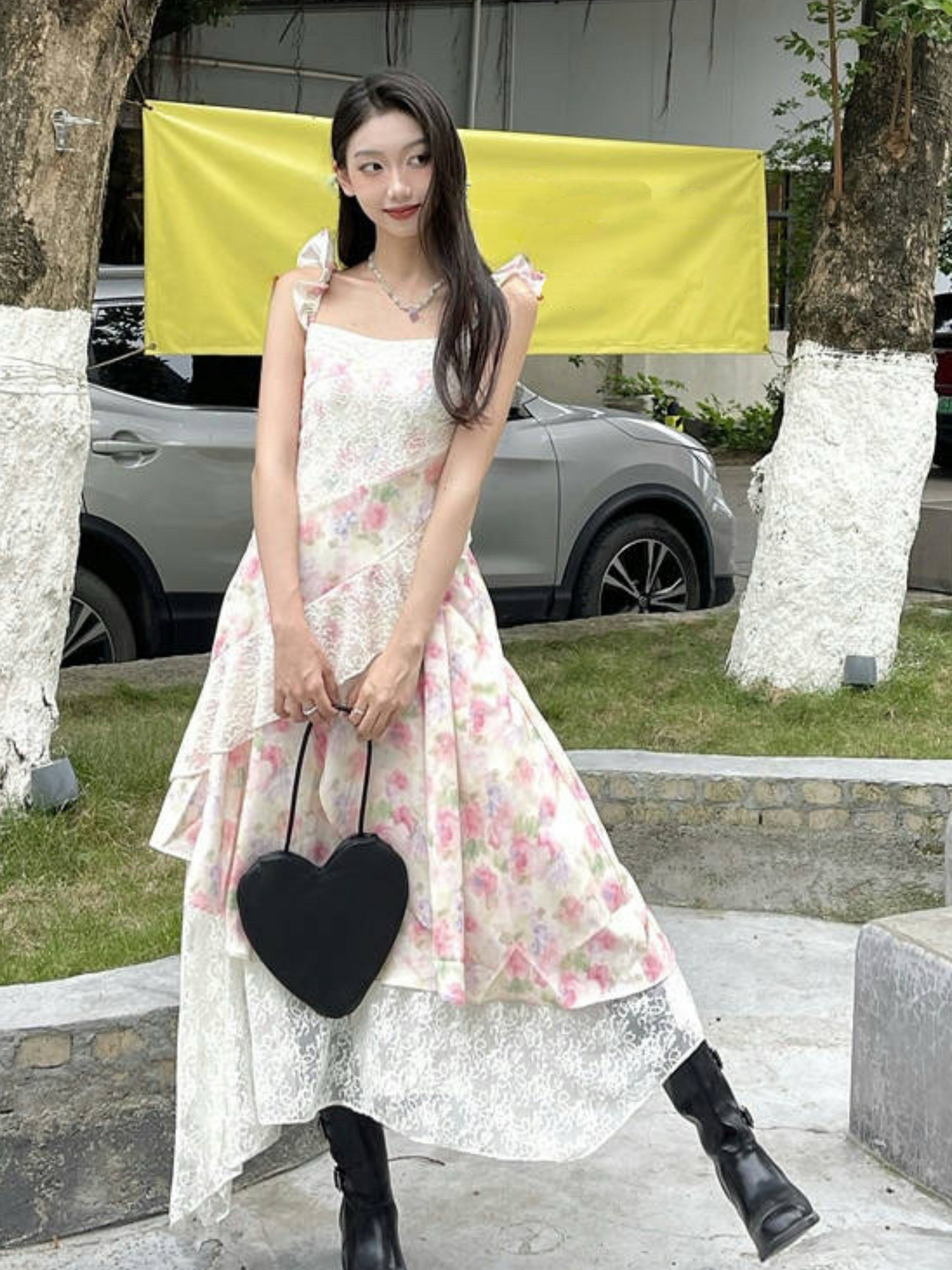 Vestido largo floral con encaje moderno Saki (Mayoreo)