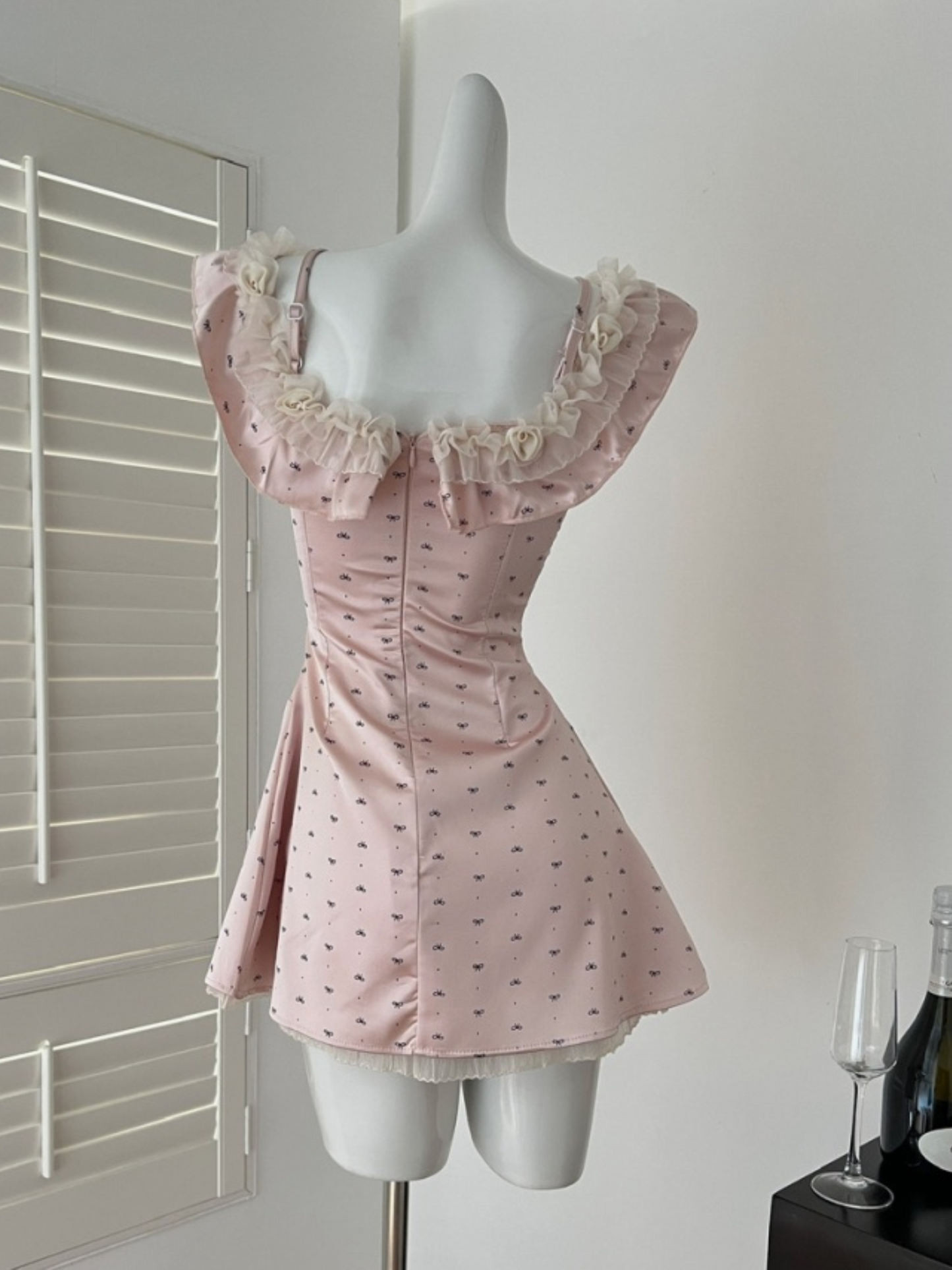 Mini vestido rosa tierno coquette Mina