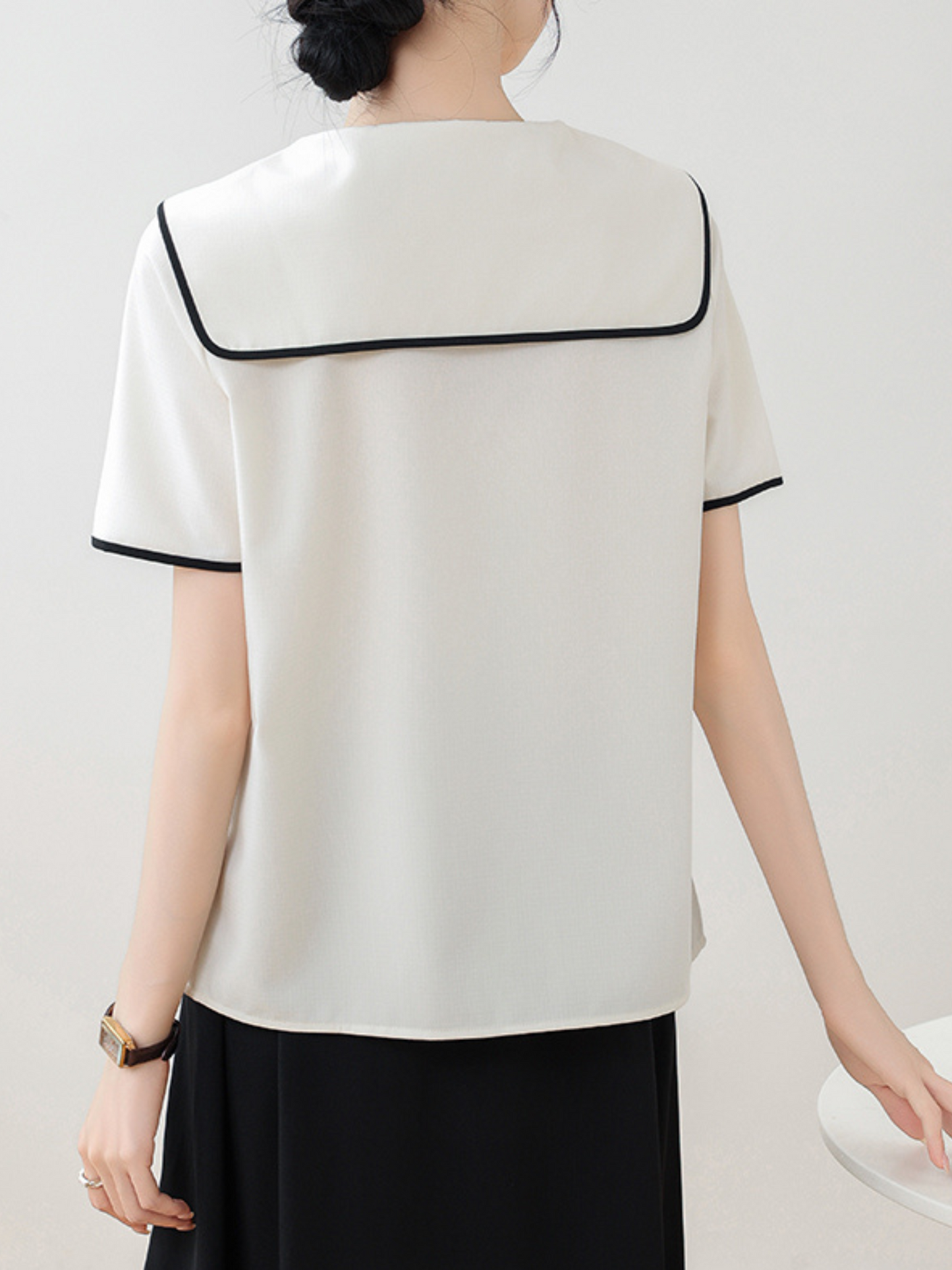 Blusa elegante formal mangas cortas Mariela