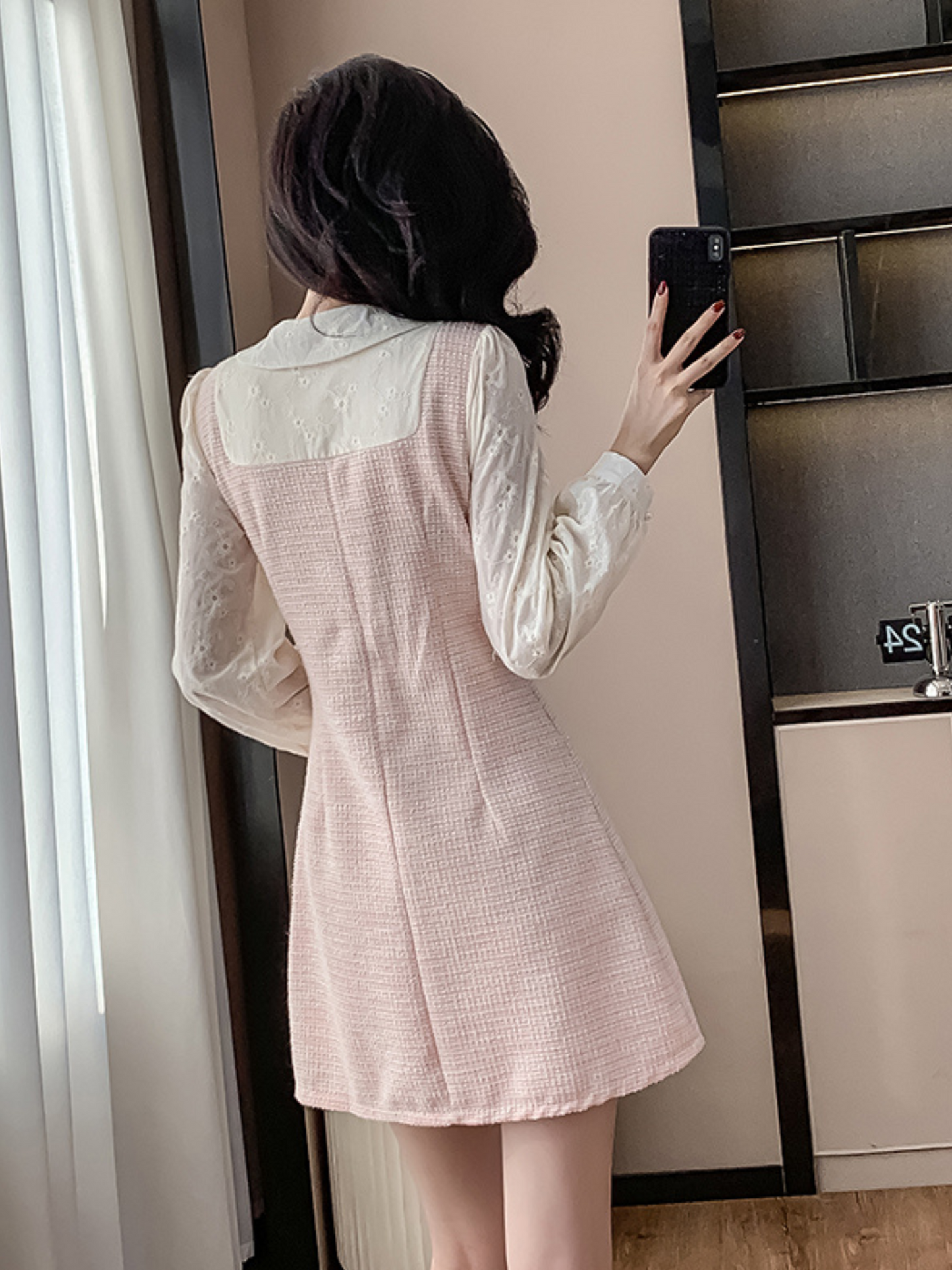 Vestido corto elegante con mangas largas rosa Yeri