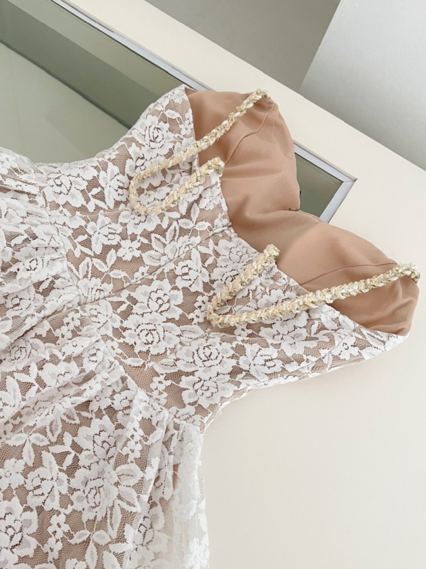 Vestido largo elegante con encaje Hanna