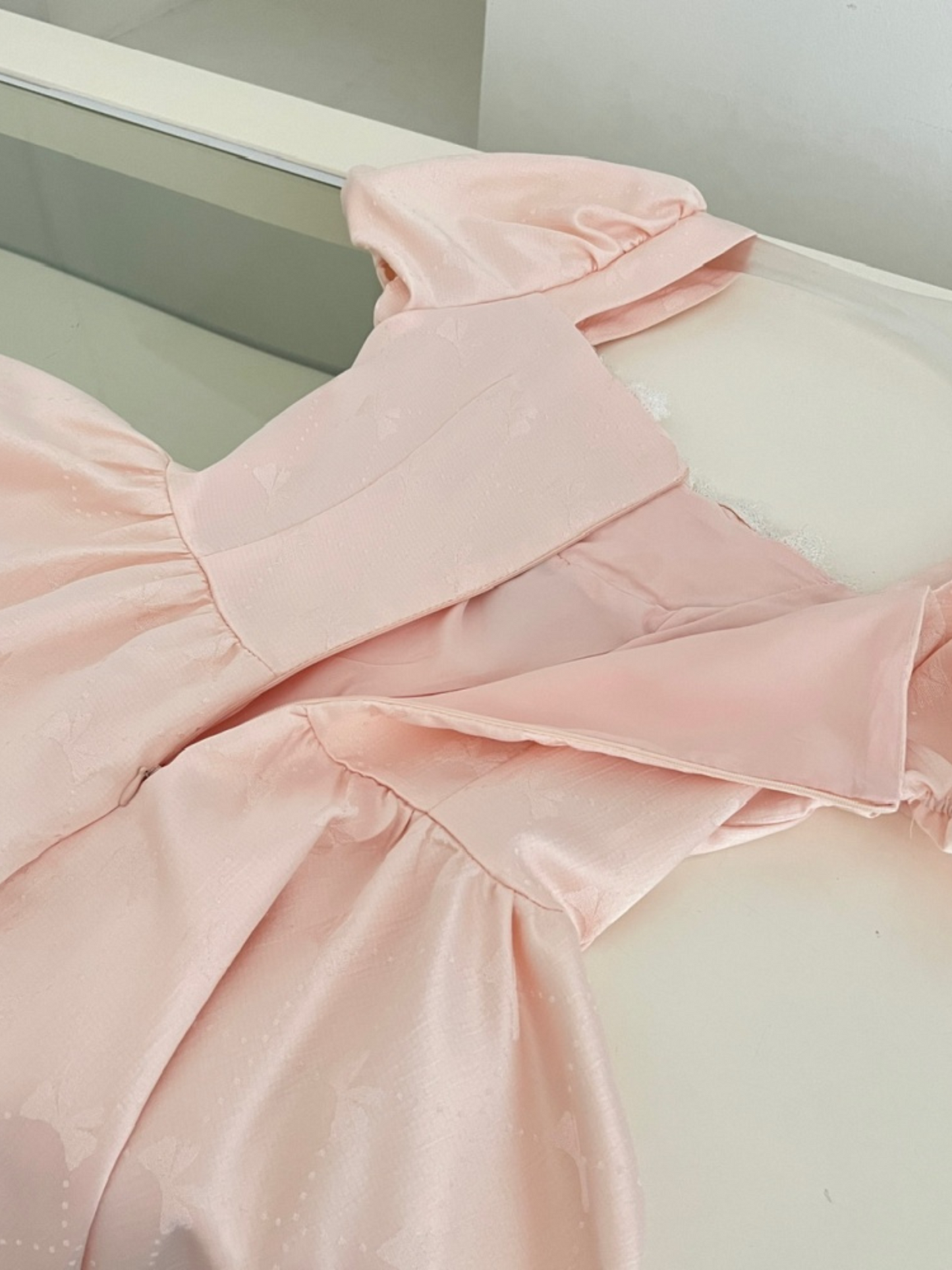 Mini vestido coquette tierno rosa con lazos Suzy