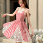 Vestido mini rojo con encaje romántico Ruby
