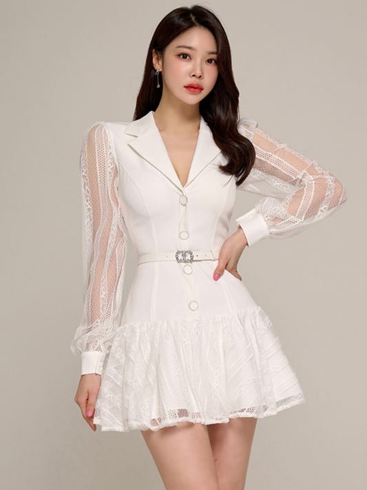 Vestido blanco corto elegante con mangas largas Renata