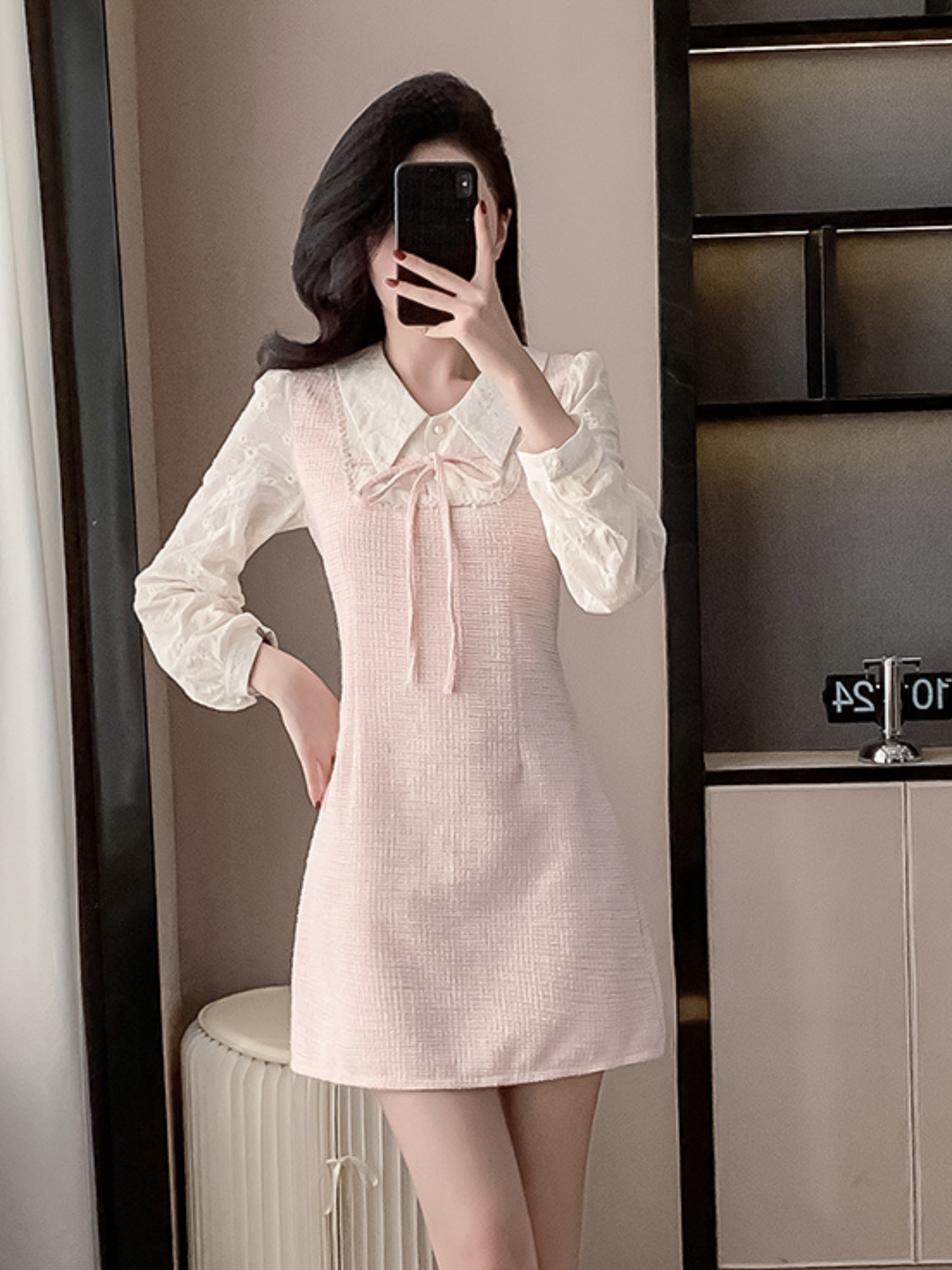 Vestido corto elegante con mangas largas rosa Yeri