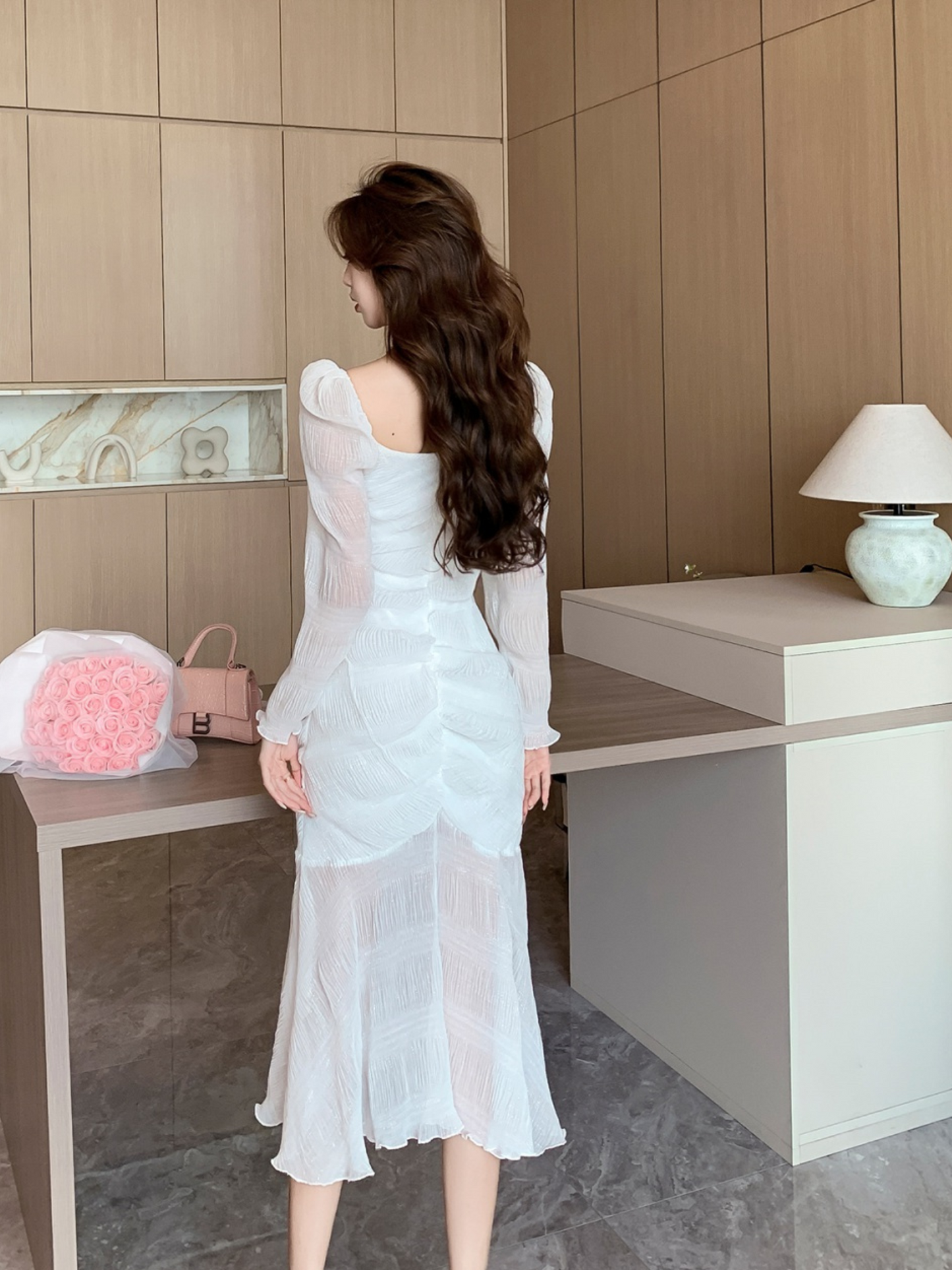 Vestido midi blanco con mangas largas Ursula